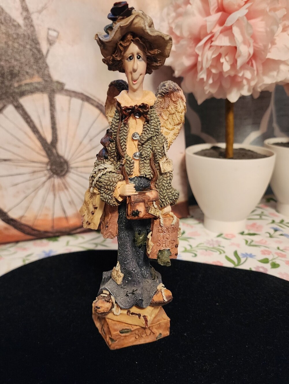 Boyds Bears & Friends Lizzy The Shopping Angel